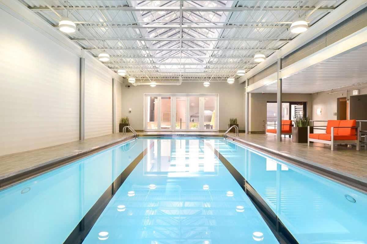 2B 2Ba Exquisite Apartment With Views, Indoor Pool & Gym By Envitae Chicago Exterior foto